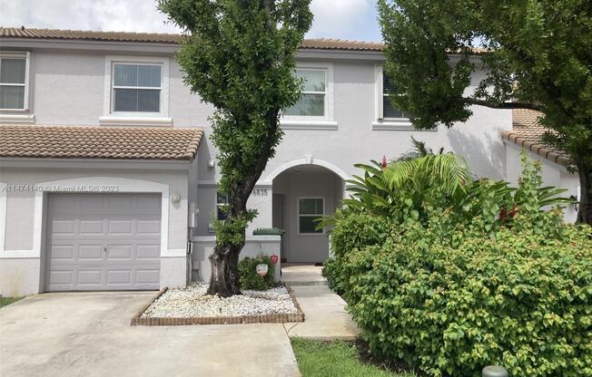 16835 SW 1 PL