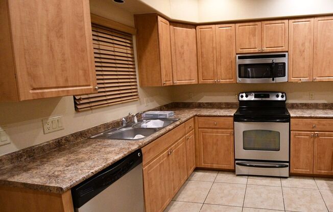 1449 W. Kilburn St.