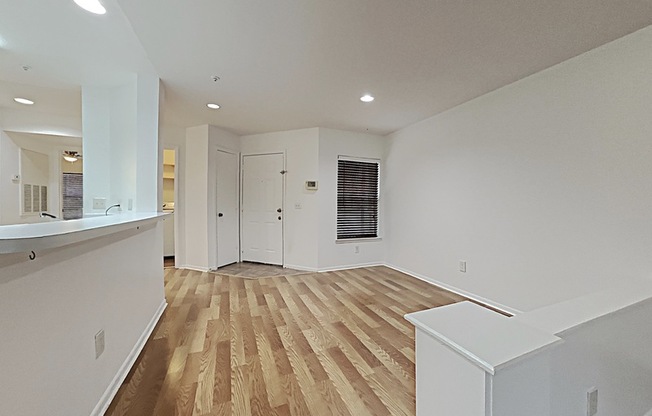 490 North Pin Oak Pl. # 114