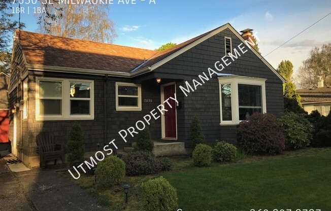 7630 SE MILWAUKIE AVE