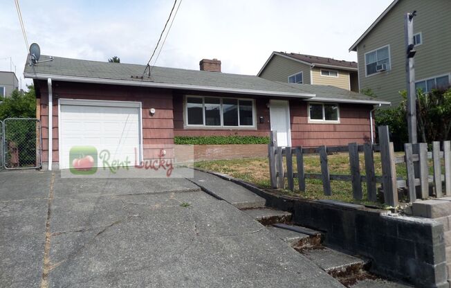 Super-Cute 2-Bedroom Home w/Attached Garage and Large Yard in Great Seattle Location!!