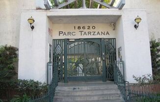 Beautiful 2 bedroom 2 bath for rent in Tarzana