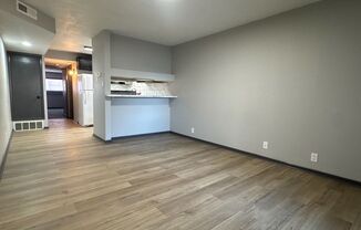 1 bed, 1 bath, $775, Unit 8