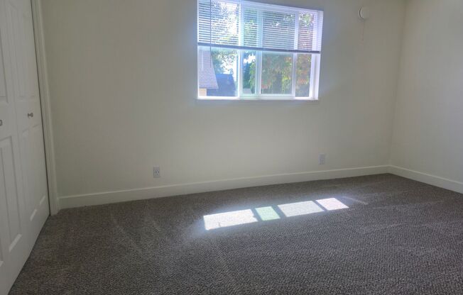 2 beds, 1 bath, 875 sqft, $1,495, Unit 127-66