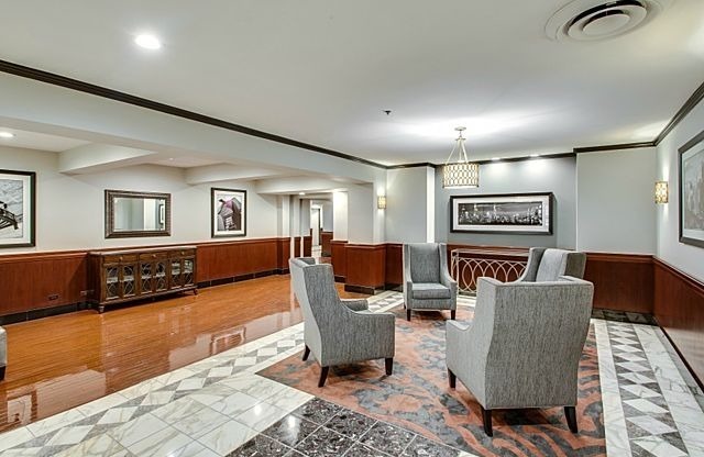 40 E 9th St, Chicago IL 304
