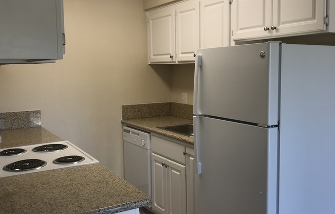 Pinewood Apartments