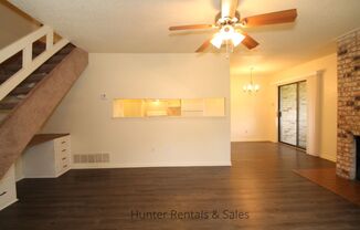 2 beds, 1.5 baths, $850