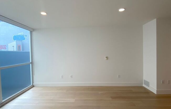 Studio, 1 bath, 360 sqft, $1,795, Unit 44