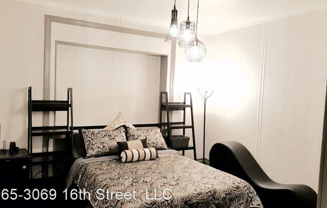 3065-3069 16th Street