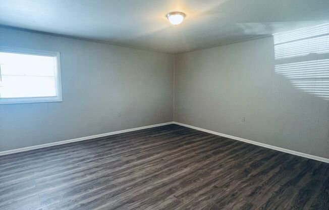 Studio Apartment Near Downtown Lewisburg – Move‑In Special Available
