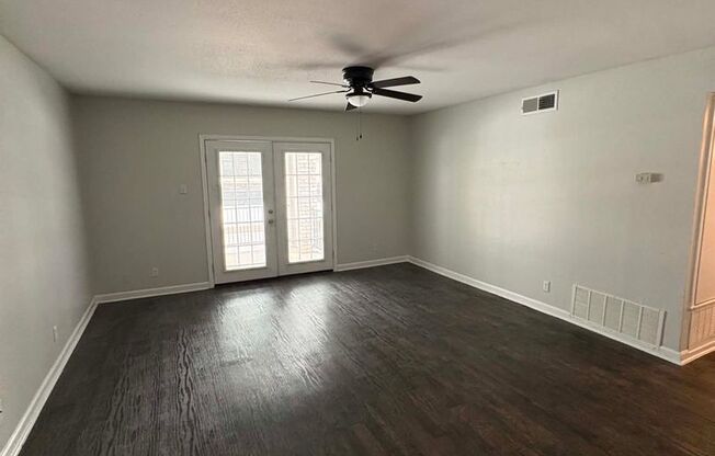 2 beds, 2 baths, 931 sqft, $1,225, Unit 02-0208