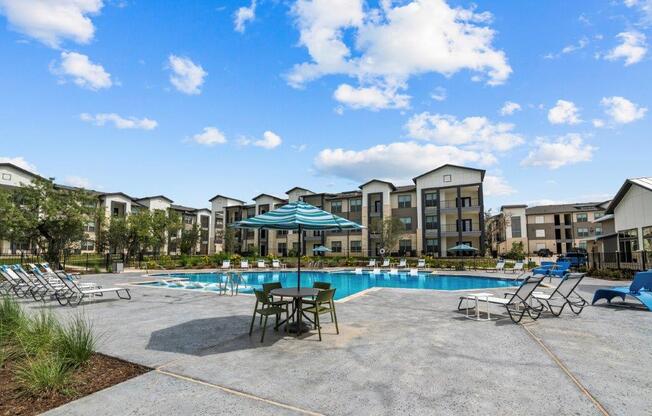 Redbird Ridge Apartments Pool