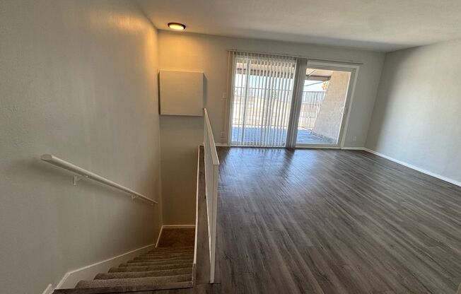 3 beds, 1 bath, 1,250 sqft, $2,398, Unit 309