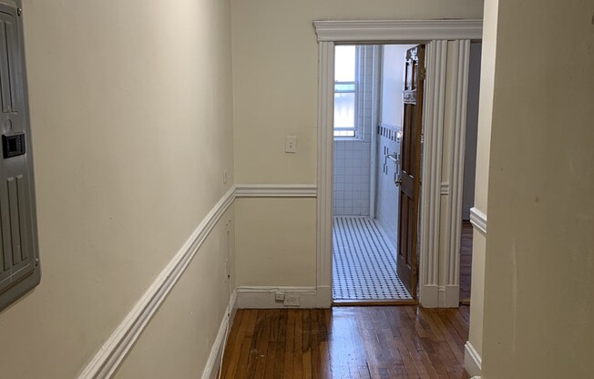 1 bed, 1 bath, 650 sqft, $2,300, Unit 6
