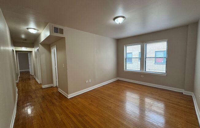 4834 W Adams LLC