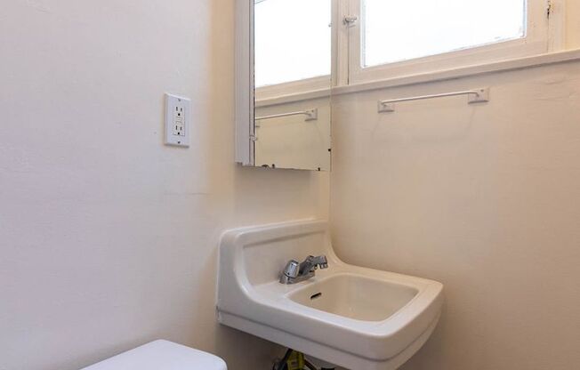 Studio, 1 bath, $1,895, Unit 5