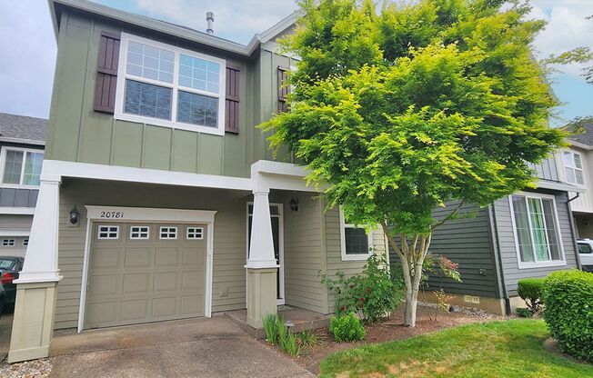 Adorable newer construction 3 Bed/2.5 Bath home in the Arbor Vineyards Community of Beaverton