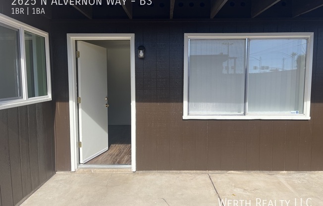 2625 N ALVERNON WAY