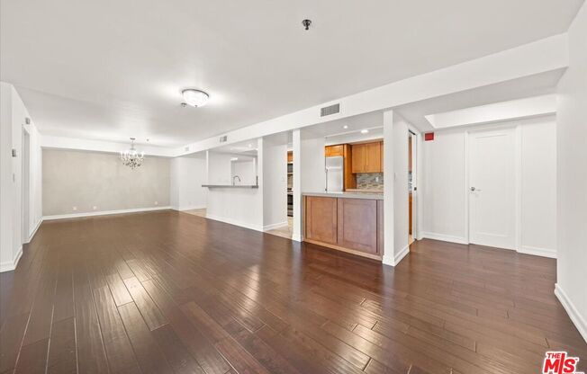 2 beds, 2.5 baths, 1,888 sqft, $7,500, Unit 705