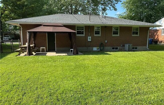 3 Bedroom home with fenced in backyard and central air