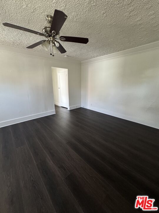 1934 4 AVE