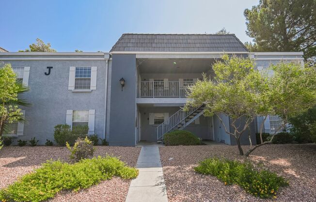 2 beds, 2 baths, $1,200