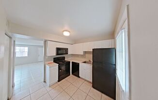 2 beds, 1 bath, $1,295, Unit # 101