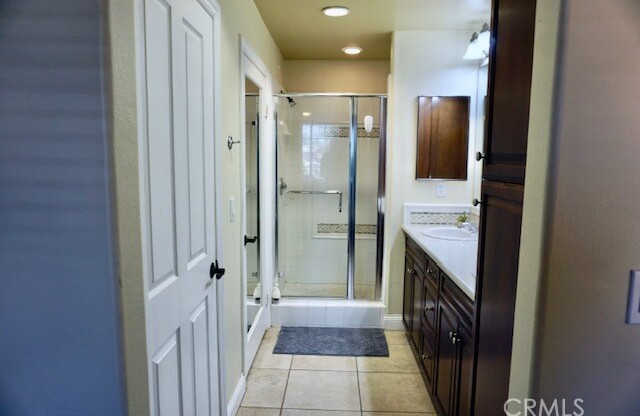 2 beds, 2 baths, 1,090 sqft, $4,600, Unit 120