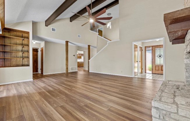 8606 MESA DR