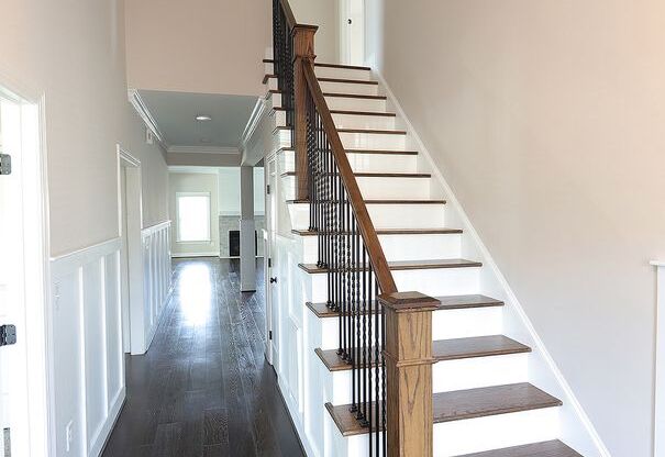 Beautiful Home with Open Floorplan in Desirable Rolesville Community