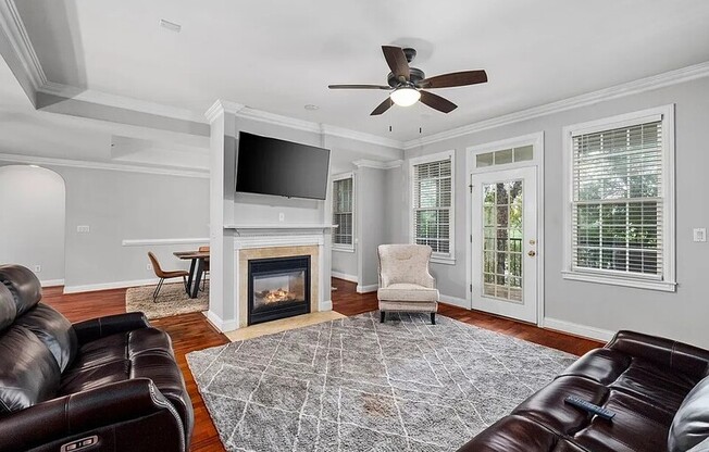1735 Peachtree Street