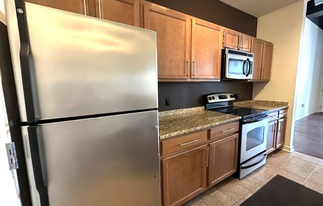 2 beds, 2 baths, 1,034 sqft, $2,550, Unit 604