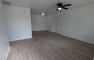 2 beds, 1 bath, 900 sqft, $1,395, Unit Apt. A