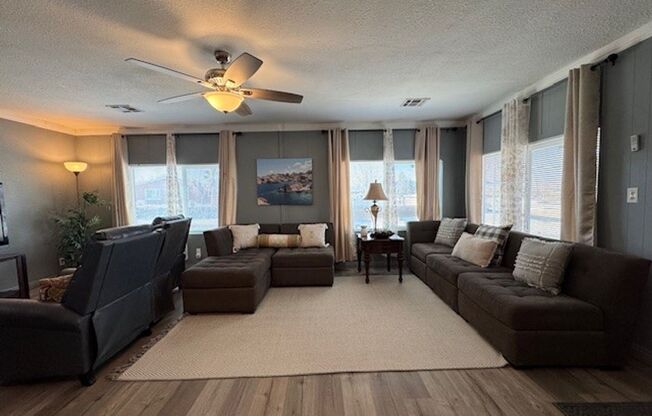 3 BR 2 bath Furnished home Utilities Included & Brand new Interior-Custom Remodel