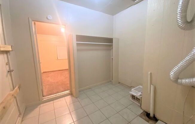 3120 S Woodward - 1