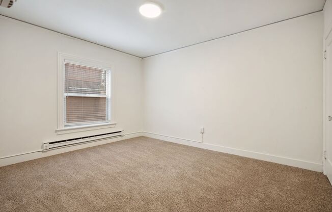 1 bed, 1 bath, 685 sqft, $2,100