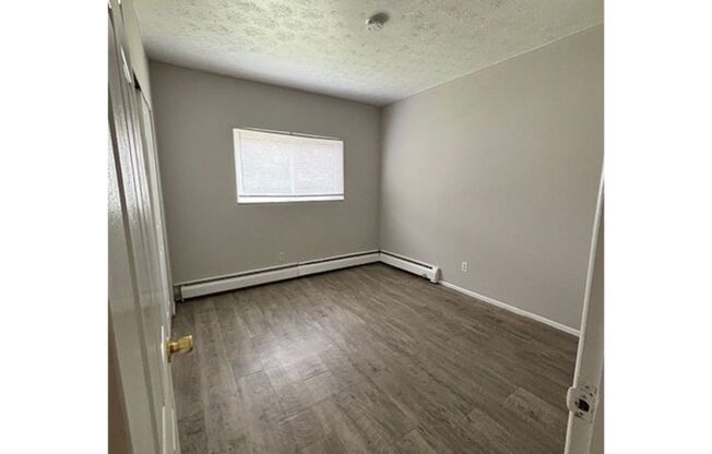 1 bed, 1 bath, 560 sqft, $795, Unit 725-32