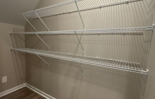 4 Bedroom, 2.5 Bath and 2 Car Garage in Hartmann Crossing!