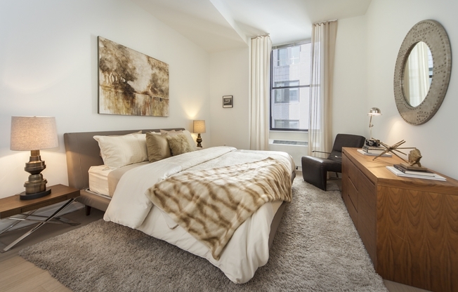 3 beds, 2 baths, 1,300 sqft, $10,357, Unit 1808