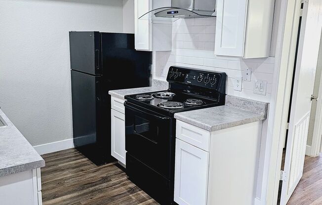 1 bed, 1 bath, 620 sqft, $1,325, Unit 131
