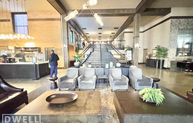 1515 W Monroe St.