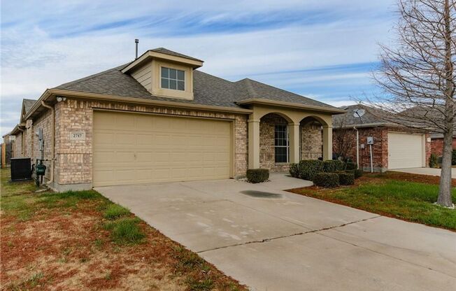Modern 4-Bedroom Home with Community Amenities, Along with special move-in offer: Get $250 off your 1st and last Month's Rent.