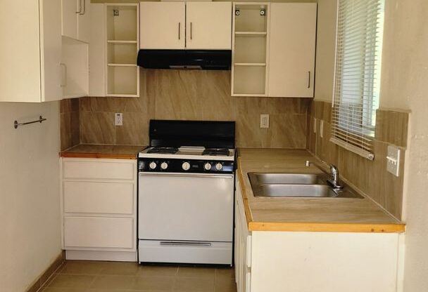 705 J Place