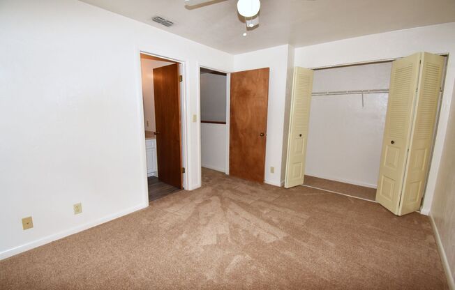 2 beds, 2.5 baths, 1,088 sqft, $1,425, Unit CW1403