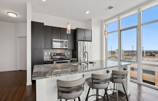 2 beds, 2 baths, 1,076 sqft, $2,450, Unit 802 (Penthouse)