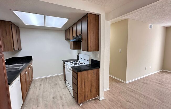 3 beds, 2 baths, $2,975, Unit #9