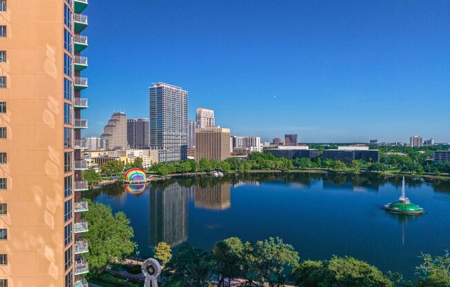 2 beds, 2 baths, $2,850, Unit #1911