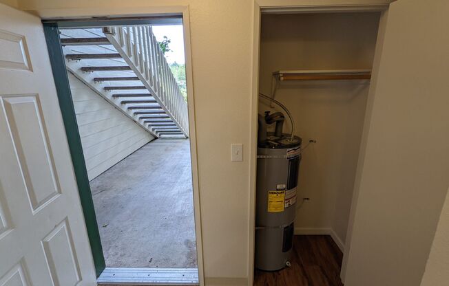 2 beds, 2 baths, 800 sqft, $1,495, Unit 4004