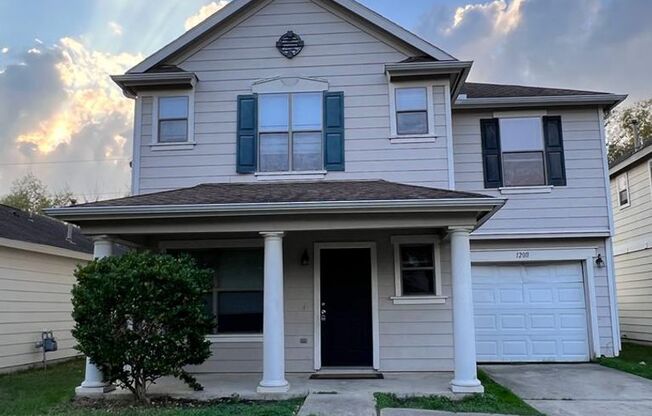 Great property in a GREAT COMMUNITY!!