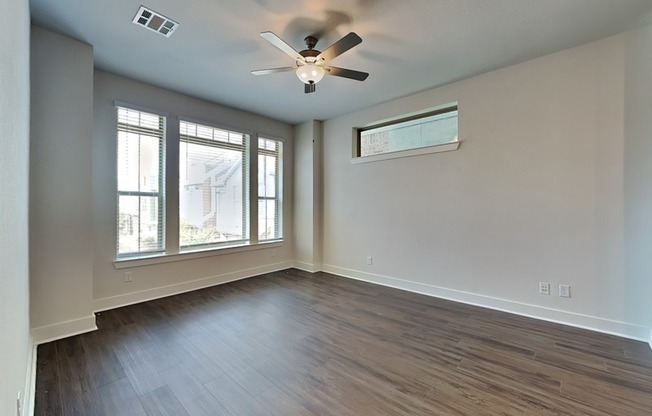 2727 FLOWERING PEACH LN